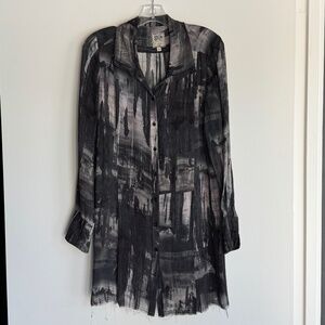 Go by Go Silk Sheer Silk Tunic – Abstract Black & Gray Print